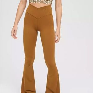 OFFLINE By Aerie High Waisted Crossover Flare Legging